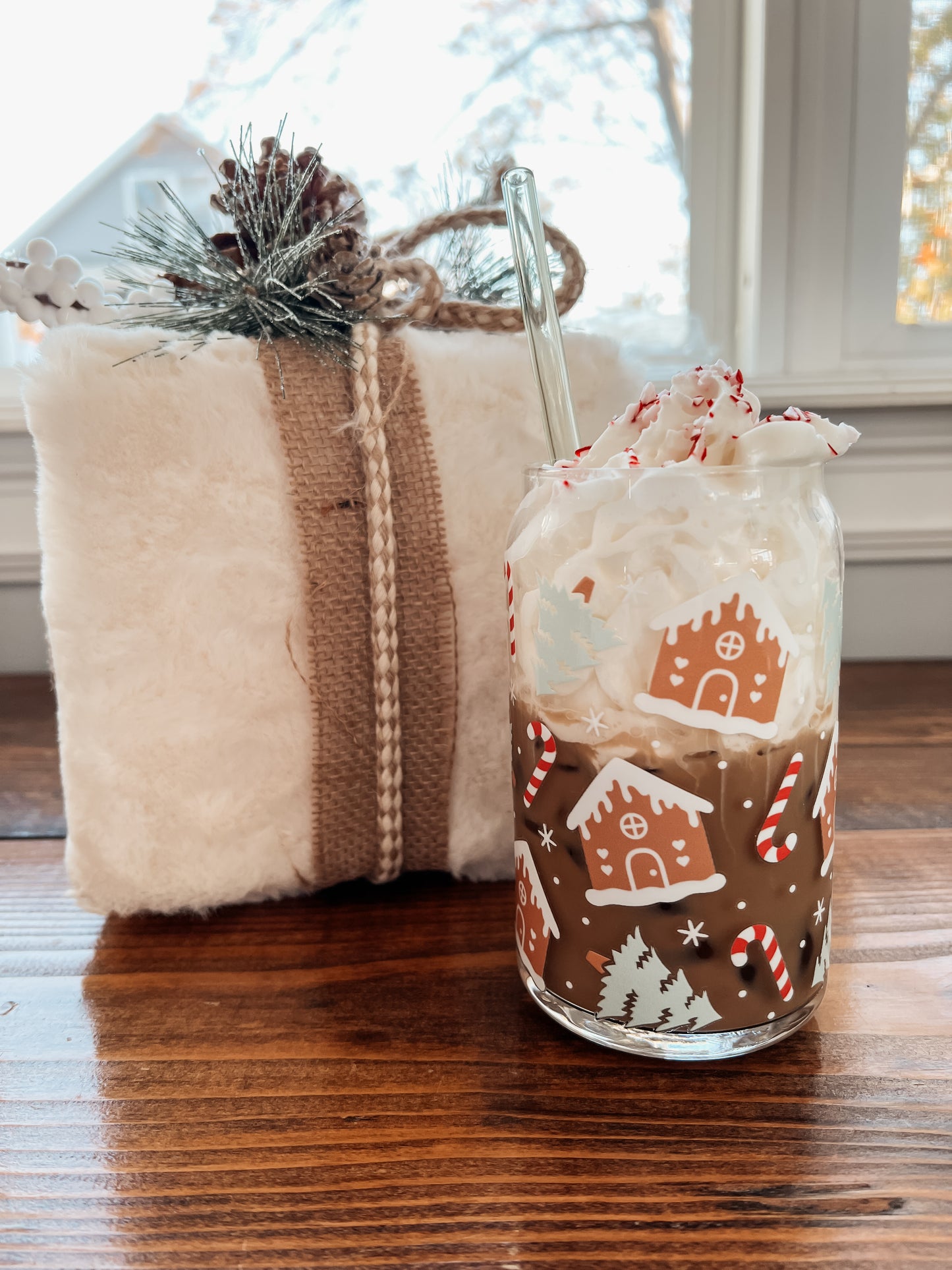 Gingerbread House Glass Can