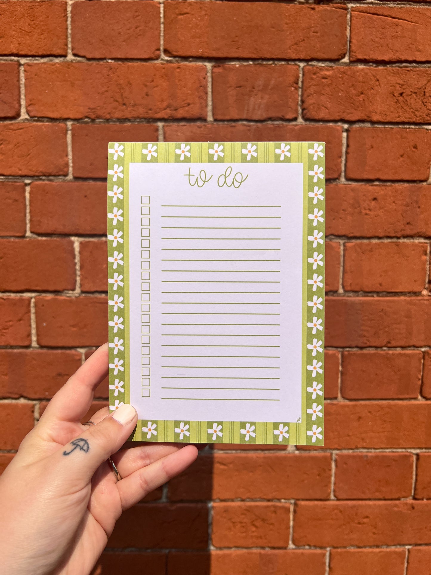 Green Daisy To-Do Checklist Notepad
