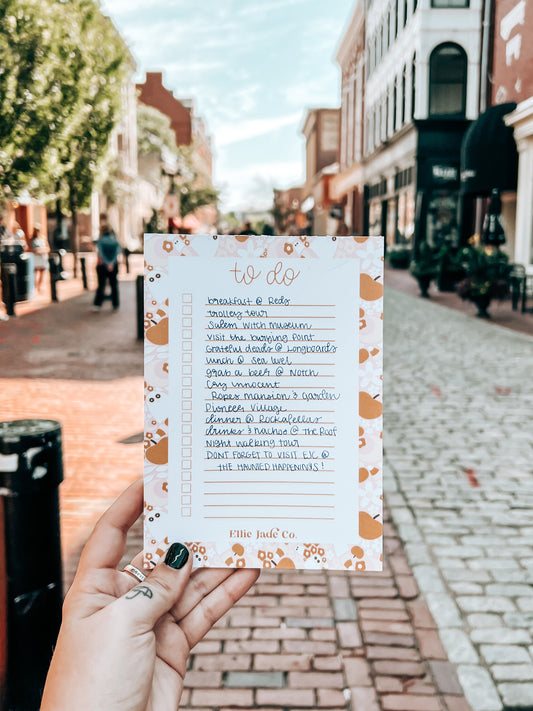 Pink Halloween To-Do Checklist Notepad