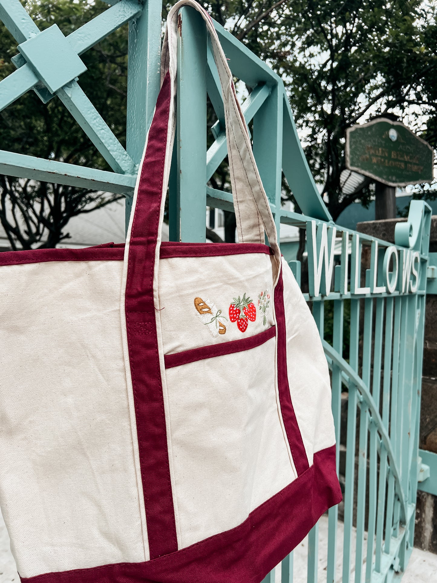 Farmer's Market Tote (Maroon)
