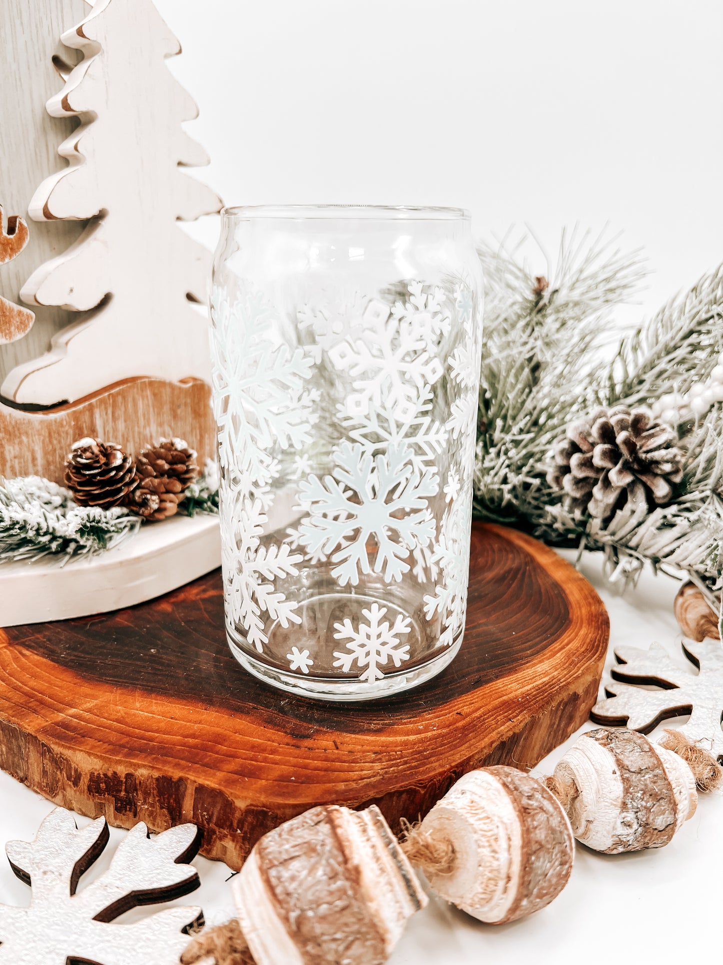 Snowflakes Glass Can