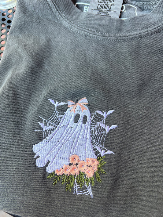 Floral Ghost Embroidered Cropped Tee