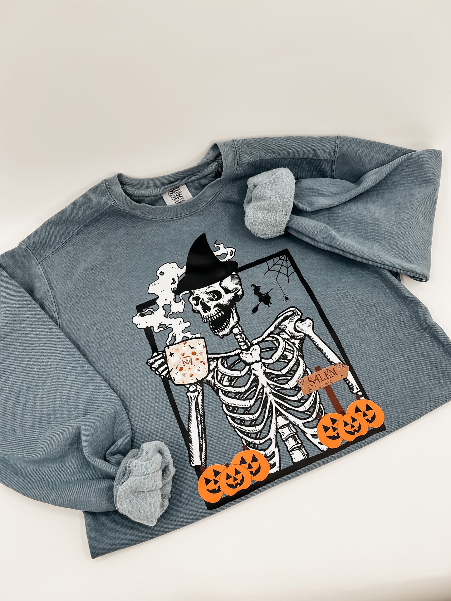 Salem Skelly Crewneck